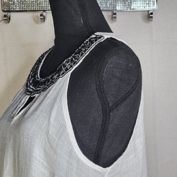 AB Studio White Handkerchief Hem Sleeveless Rayon Poly Gauze Beaded Tank Size XL - Picture 11 of 16